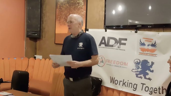 Dr Alan McManus Dr Alan McManus